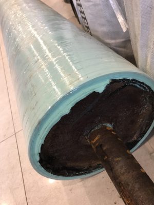 Rulo phi 140 dài 2530mm bọc pvc xanh nhám caro dày 2mm dùng cuốn vải